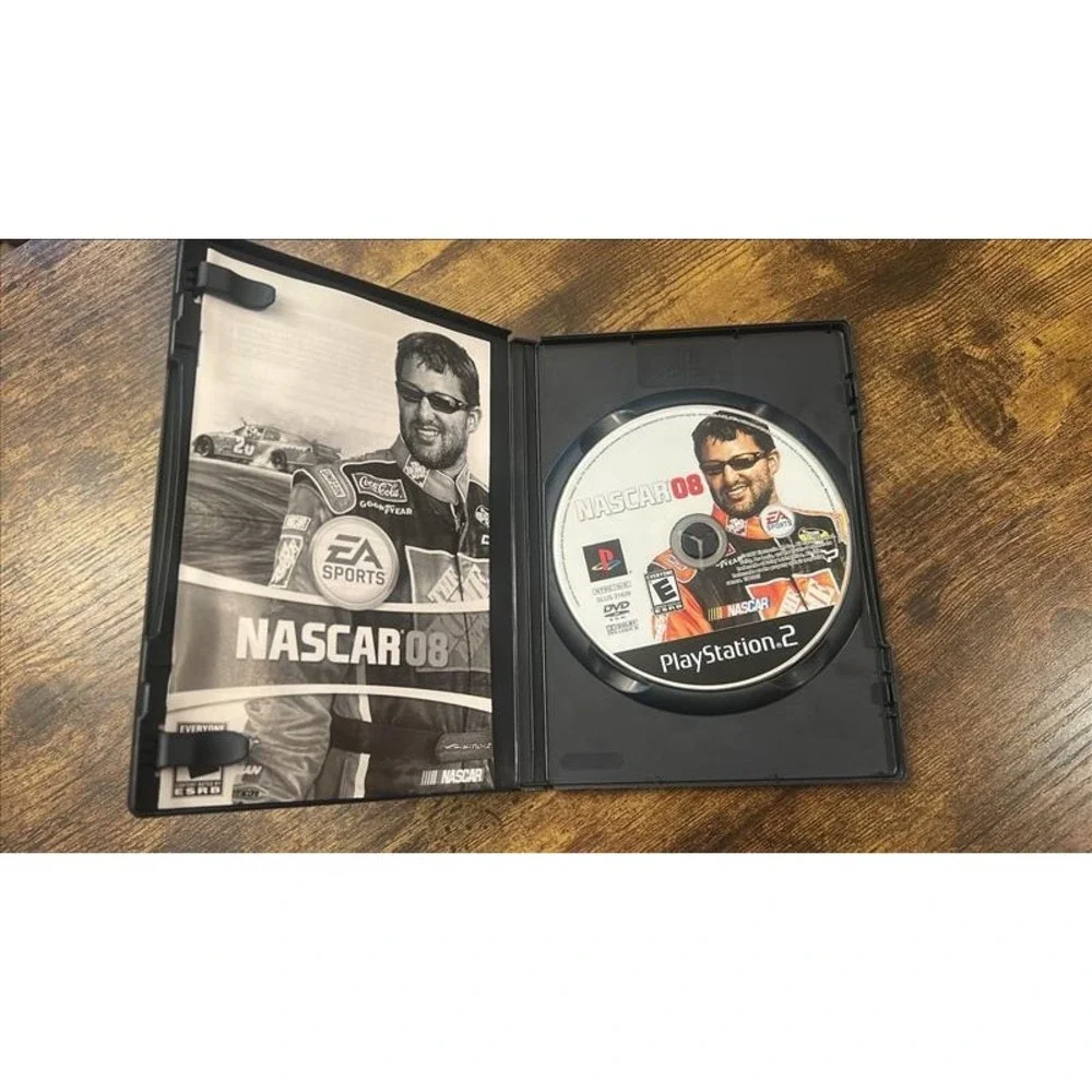 NASCAR 08 Sony PlayStation 2 PS2 EA Sports Racing Game Complete CIB Tony Stewart